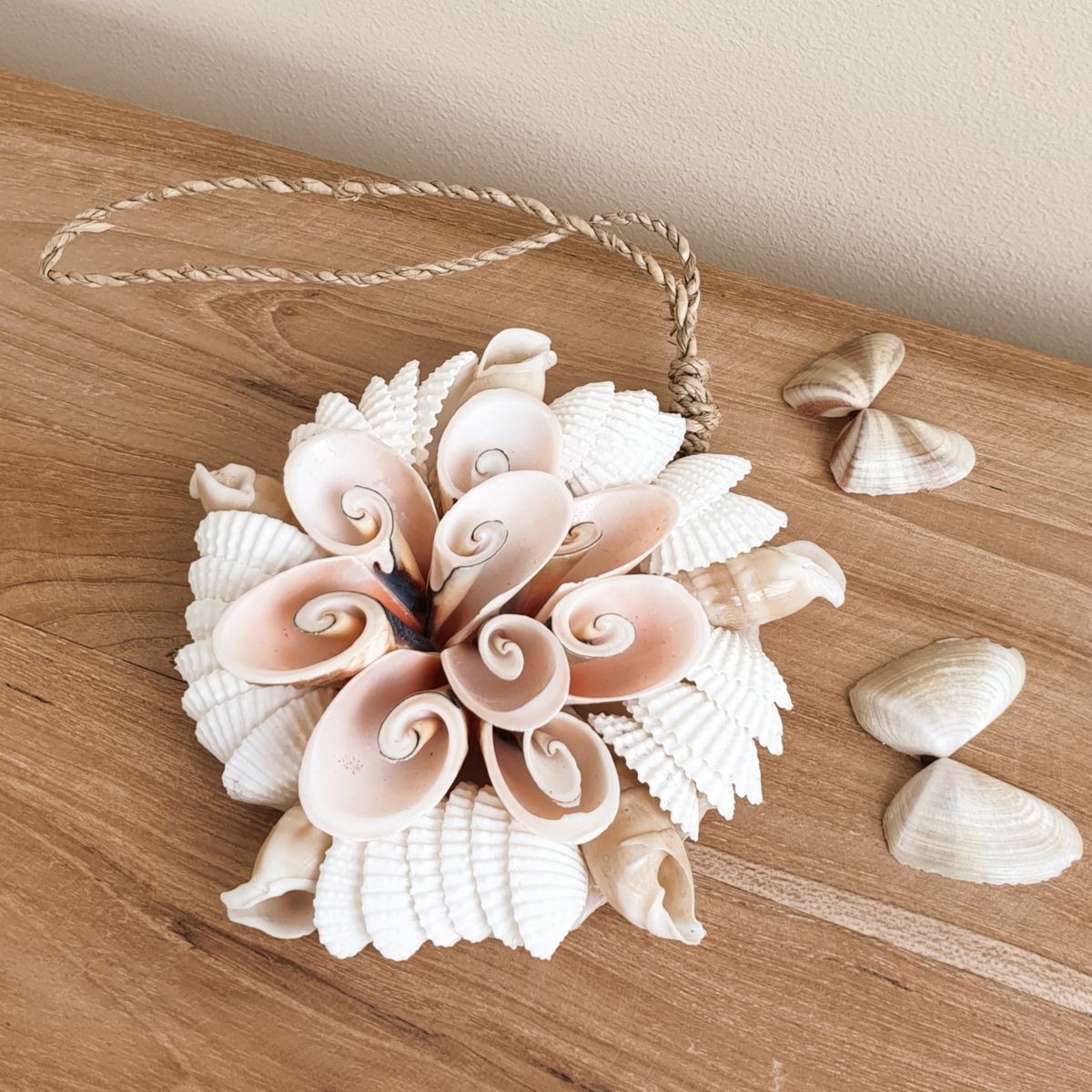 Muschel-Wanddeko - 10cm Ø